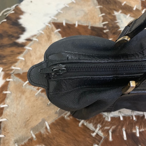 Authentic Fendi Vintage Logo Black Speedy Handbag - Picture 2 of 10